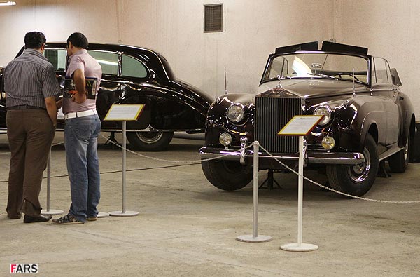 موزه خودروهای تاریخی ایران (تصویری)