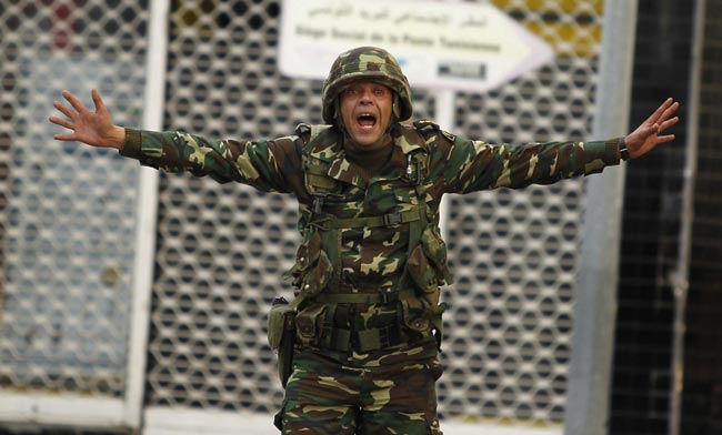 سرباز ارتش تونس