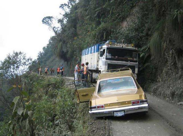 خطرناک ترین جاده جهان || www.fogholade.mahtarin.com