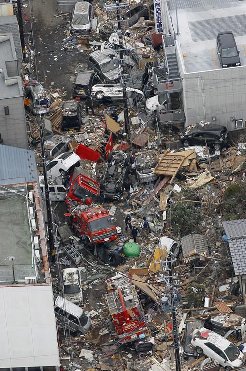 زلزله و سونامي در ژاپن