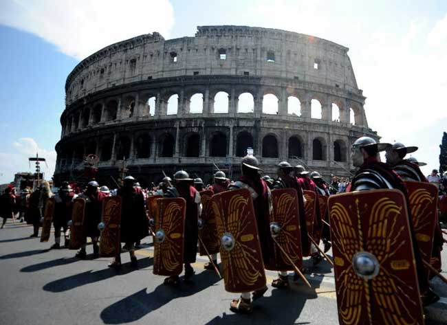 مراسم آیینی تاسیس و بنای شهر رم 