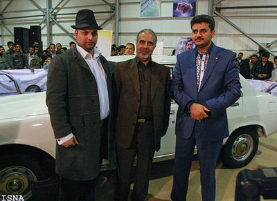 خریدار کاپشن احمدی نژاد