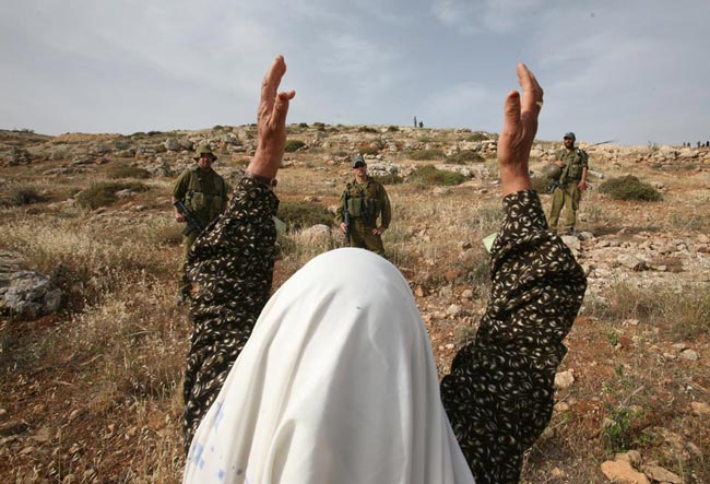زن كهنسال فلسطینی