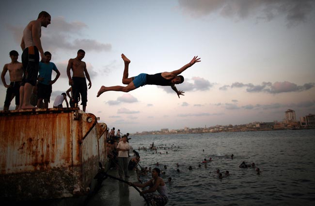 شناي جوانان غزه