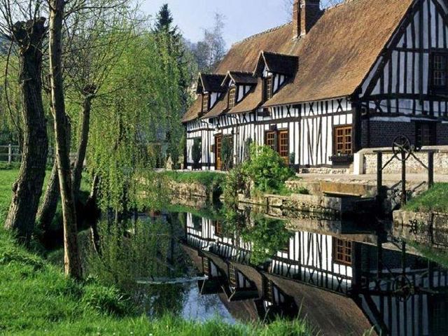 تصاویری از روستای معروف به بهشت، این روستا در فرانسه است