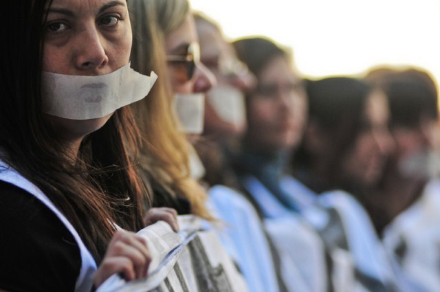 اعتراض معلمان آرژانتینی در بوینوس آیرس