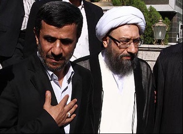 آیت الله آملی لاریجانی و احمدی نژاد