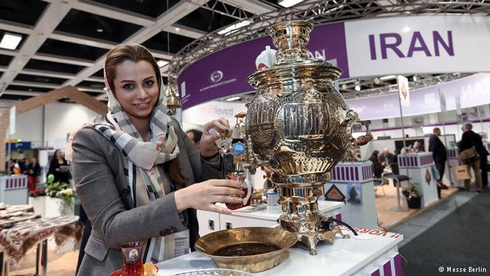 چای و سماور ایرانی در نمایشگاه گردشگری آلمان (+عکس)