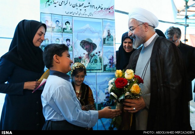 دیدار کارکنان سازمان حفاظت محیط زیست با روحانی (عکس)