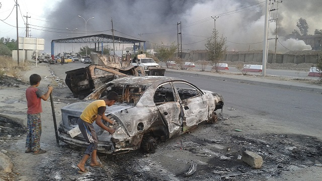 سقوط تکریت در 150 کیلومتری بغداد/ استاندار صلاح الدین ربوده شد / درخواست نوری مالکی از آمریکا برای دخالت نظامی