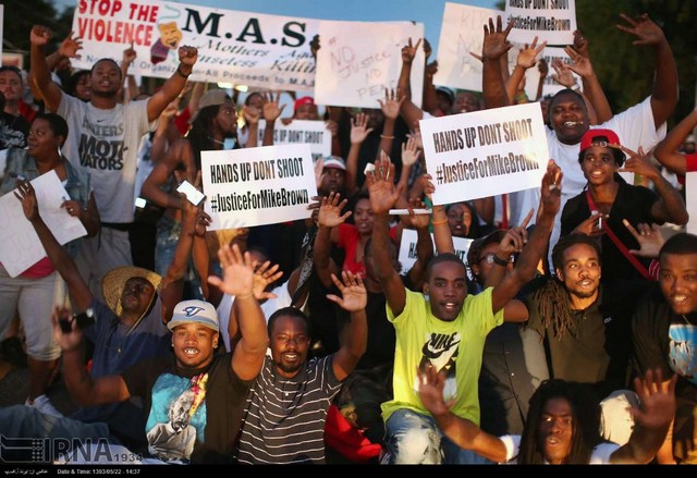 تجمع اعتراضی به قتل نوجوان سیاهپوست در آمریکا (عکس)