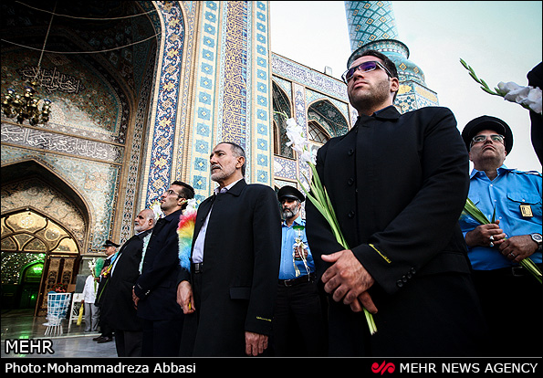 غبار روبی امامزاده صالح - تهران (عکس)