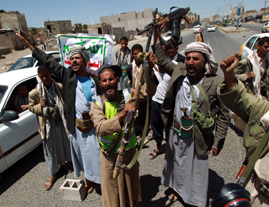 یمن: وزارتخانه ها و ارتش در اختیار حوثی ها / توافقنامه آتش بس امضا شد