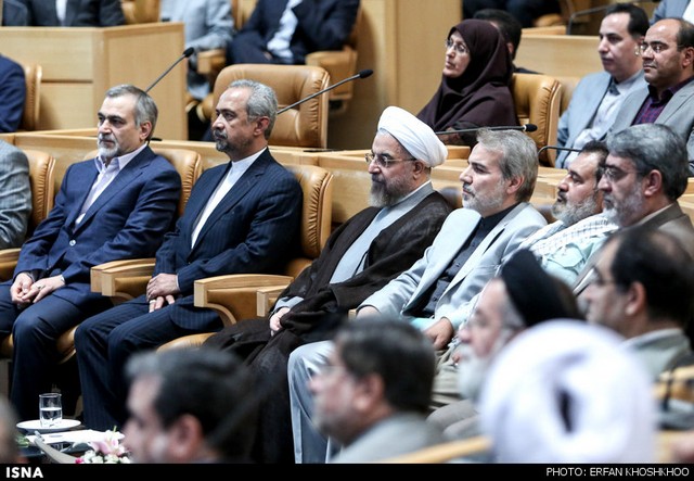 روحانی در جشنواره شهید رجایی (عکس)