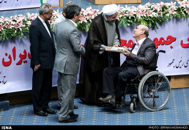 روحانی در جشنواره شهید رجایی (عکس)