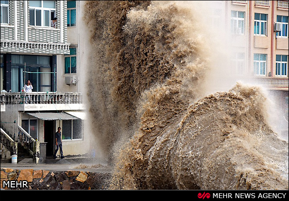 توفان در چین و ژاپن (عکس)