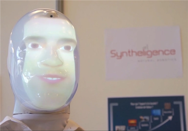 رباتی با احساسات کاملاً انسانی+تصاویر