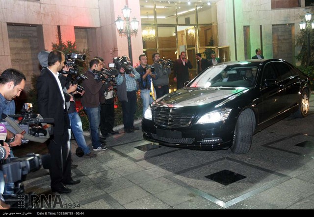 ورود نخست وزیر عراق به تهران (عکس)