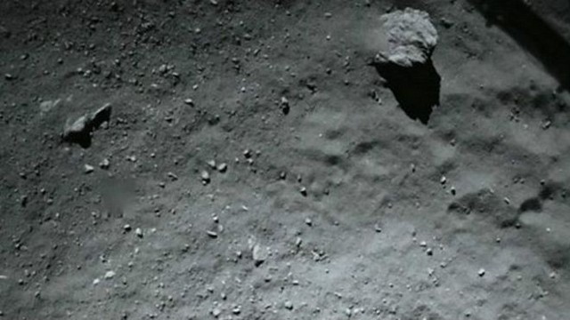 فرود روبات اروپایی بر یک دنباله دار