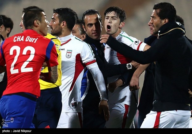 درگیری بازیکنان ایران و کره جنوبی(فیلم/عکس)
