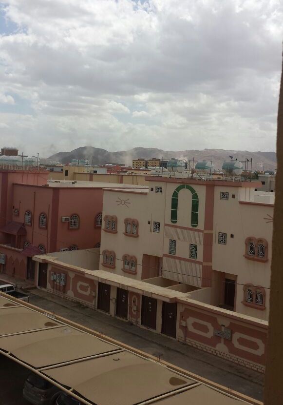 5 کشته در حمله موشکی چهارشنبه حوثی ها به شهر مرزی عربستان