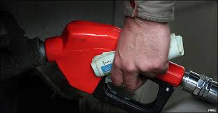 بی احترامی آشکار به مردم در ماجرای قطع ناگهانی بنزین یارانه ای