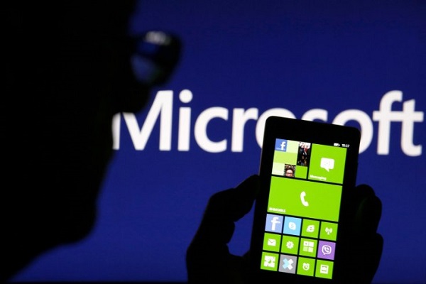 رقابت مایکروسافت با سه شرکت چینی برای خرید بلک بری
