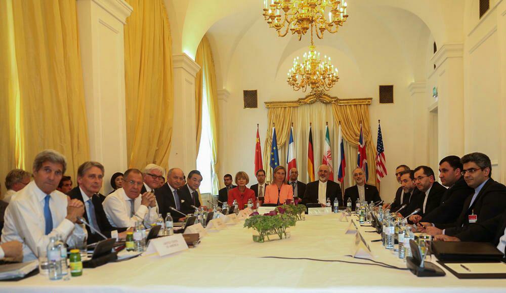 سه نما از مذاکرات ایران و 1+5 (عکس)