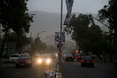 اورژانس تهران: توفان دیروز 16 مصدوم برجای گذاشت