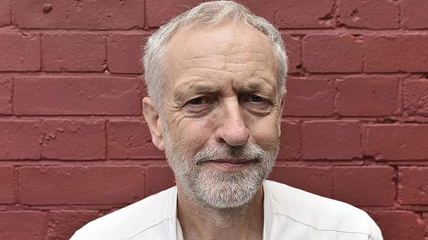 ابراز نگرانی نخست وزیر انگلیس از رهبری یک مارکسیست بر حزب کارگر