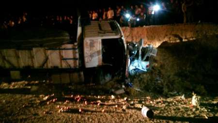 3 کشته در تصادف کامیون با پراید در جاده مهران