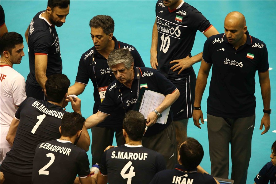 فرانسه 3 - 0 ایران / تیم ملی والیبال پراشتباه و نامطمئن