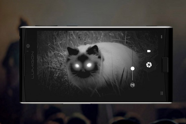 معرفی اولین گوشی هوشمند با دوربین دید در شب