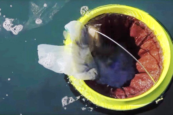سطل زباله شناور چاره نجات اقیانوسهای جهان