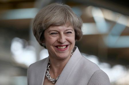 تعطیلات تابستانی دو هفته ای نخست وزیر جدید انگلیس