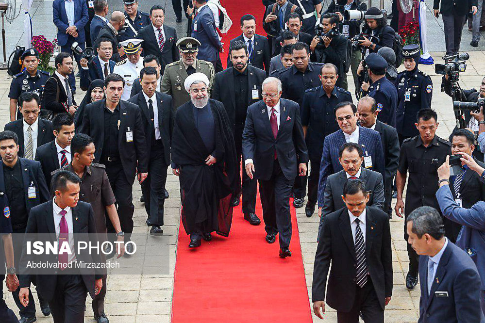 استقبال نخست وزیر مالزی از روحانی (+عکس)