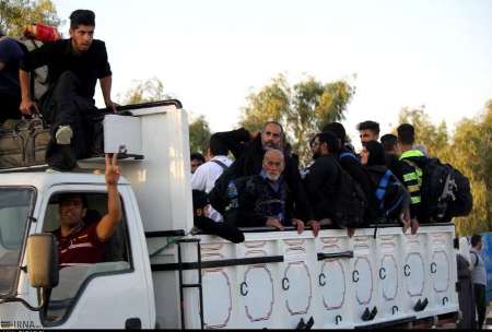 حاشیه هایی از سفر زائران عتبات عالیات در مرز مهران