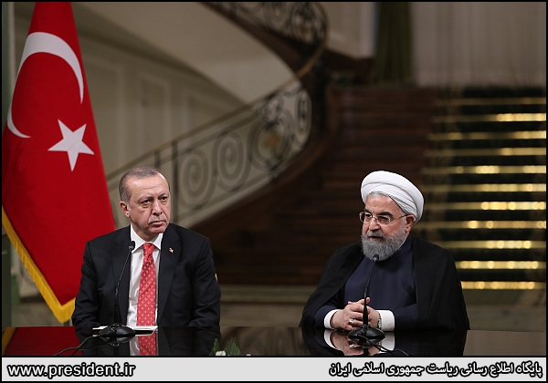 روحانی: نمی‌خواهیم فشاری را به مردم کردستان عراق وارد کنیم