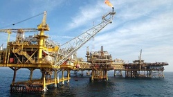 ژاپن واردات نفت از ایران را متوقف می‌کند