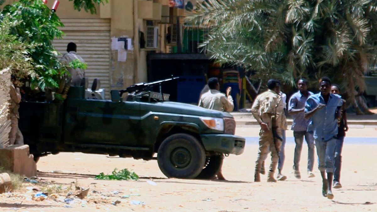 ارتش سودان: مسؤولیتی در قبال غارت سفارتخانه های خارجی نداریم!