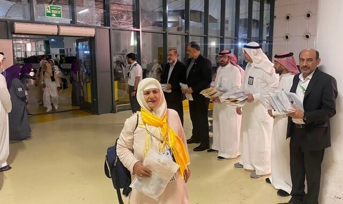 پروازهای زائران ایرانی به مکه آغاز شد