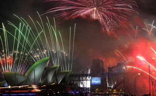  جشن آغاز سال 2015 در شهر سیدنی استرالیا 