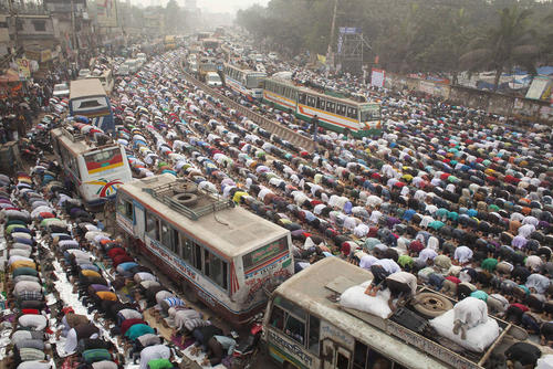 حضور دو میلیونی در  نماز جمعه شهر داکا بنگلادش 