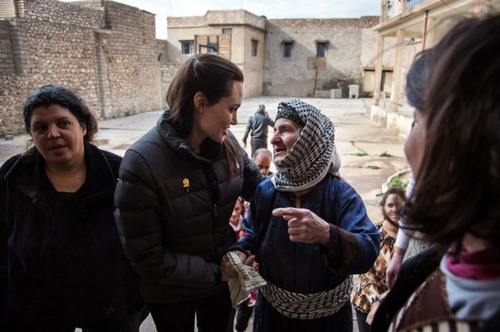 بازدید آنجلینا جولی از اردوگاه آوارگان جنگی  در منطقه کردستان عراق