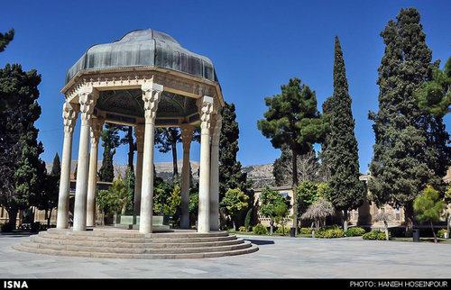 آرمگاه حافظ در شیراز