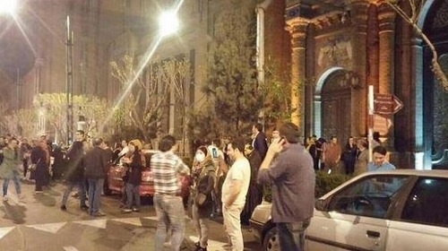 تجمع ابراز خوشحالی از توافق هسته ای مقابل وزارت خارجه ایران 