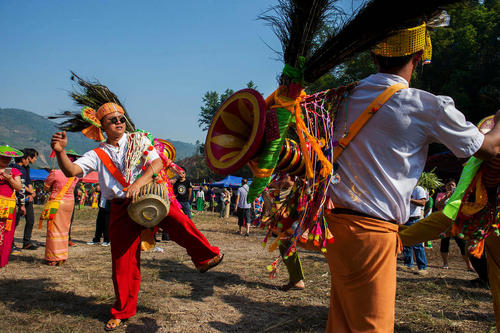 برگزاری یک جشنواره آیینی در روستایی در چین
