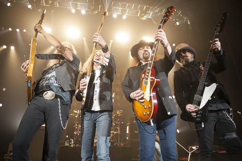 اجرای کنسرت یک گروه راک آمریکایی در لندن