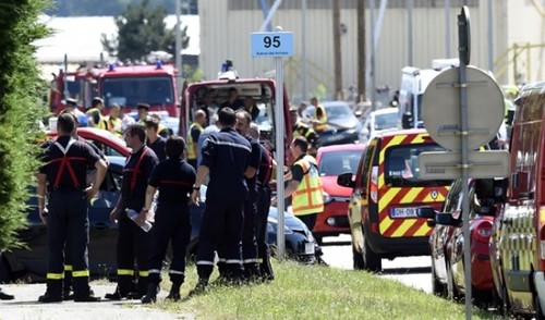  در حاشیه حمله مسلحانه به یک کارخانه در فرانسه