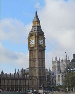 بیگ بِن در لندن انگلستان: نام رسمی این برج ساعت «الیزابت» است که در اصطلاح به خاطر زنگ بزرگی که دارد به آن بیگ بن می گویند. این برج ساعت در کاخ وست مینیستر که مقر نخست وزیر انگلستان است نصب شده است. بیگ بن در سال 1858 ساخته شد و دارای 4 ساعت در هر زاویه است. اینبرج ساعت عنوان سومین برج ساعت بلند جهان را دارد و یکی از معروفترین نمادهای ارضی در انگلستان و اروپا است.